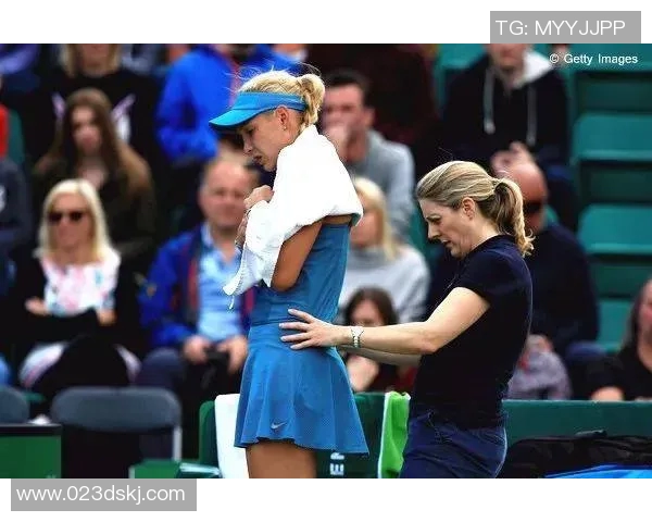 孔塔与维基奇激战正酣谁将晋级下一轮赛事的巅峰对决 孔塔与维基奇激战正酣谁将晋级下一轮赛事的巅峰对决