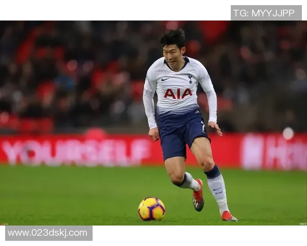 孙兴O的足球传奇之路：从青涩少年到世界顶级球星的成长历程