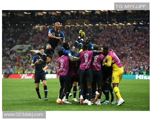 乌法与莫头火车的激烈对决揭示了足球战术的博弈与激情碰撞