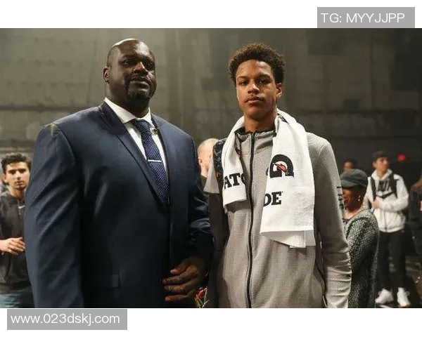 乔尔恩比德：从天赋异禀到NBA巨星的成长之路与未来展望