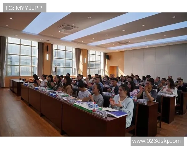 培训班与科班的较量：谁能更有效地培养未来人才