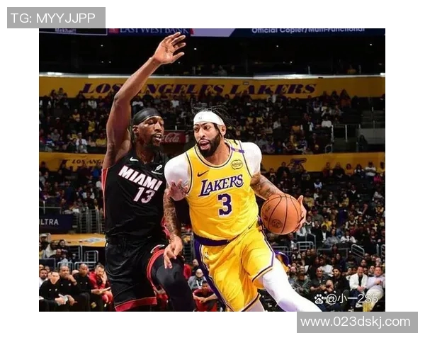 勇士与热火激战回顾球星表现与战术分析全解读 勇士与热火激战回顾球星表现与战术分析全解读