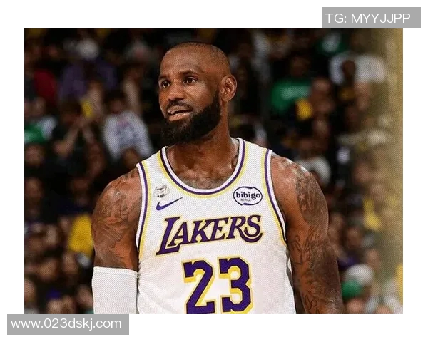 詹姆斯历史性成就达成成首位4万分1万板1万助球员 詹姆斯历史性成就达成成首位4万分1万板1万助球员