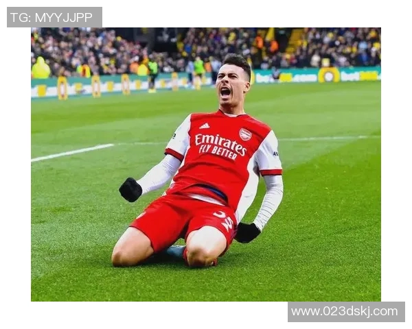 马丁内利的崛起之路:从青训小将到足坛新星的传奇旅程 马丁内利的崛起之路:从青训小将到足坛新星的传奇旅程