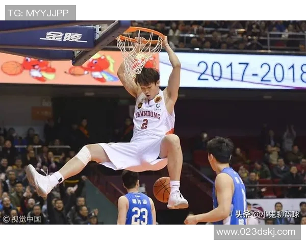 丁彦雨航在对阵山西的比赛中展现出色表现引发球迷热议