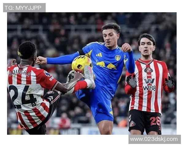 利物浦与利兹联精彩对决录像回顾全场进球瞬间分析 利物浦与利兹联精彩对决录像回顾全场进球瞬间分析