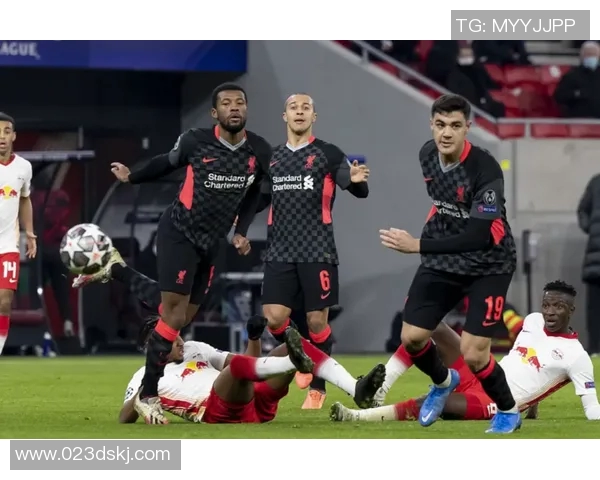 曼联与莱比锡红牛全场精彩对决回顾与战术分析