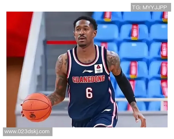 马尚布鲁克斯的篮球之路与职业生涯的辉煌成就解析